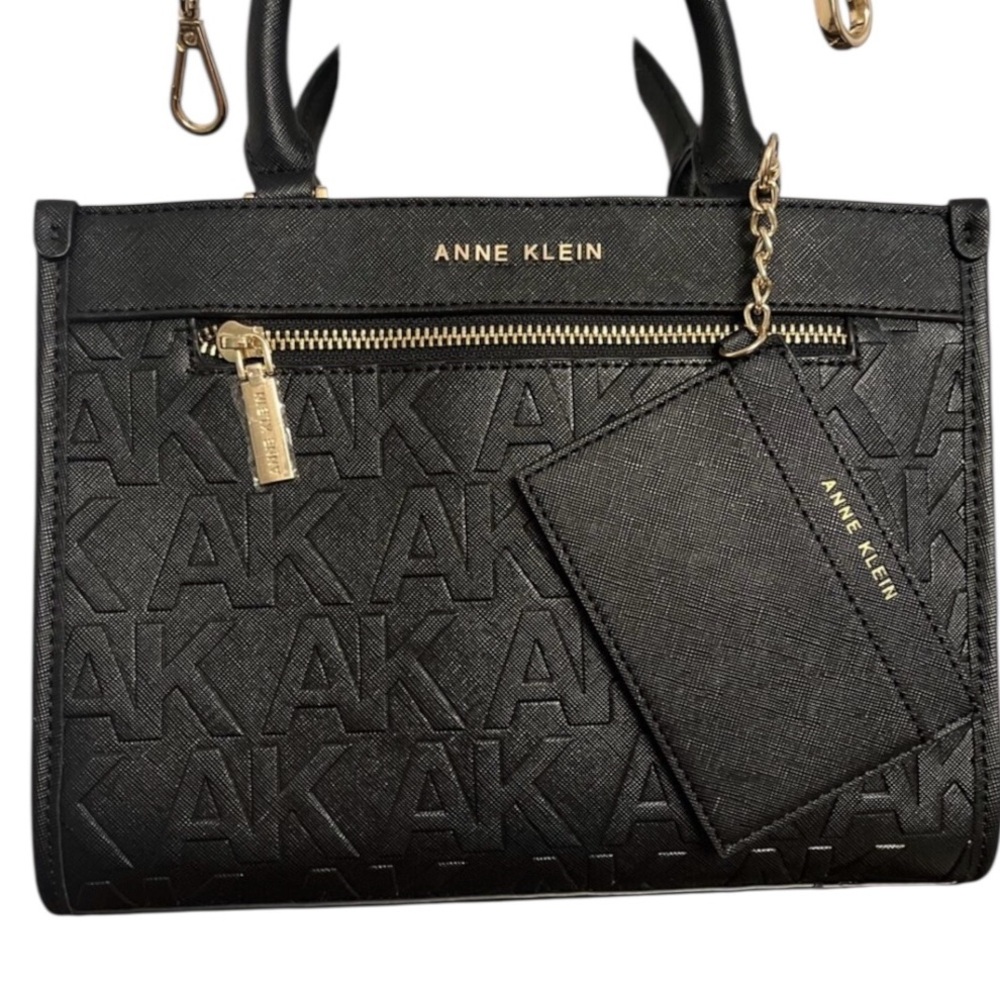 Gently loved, like new~ Anne Klein Handbag
Crossbody Purse MIDI Satchel.